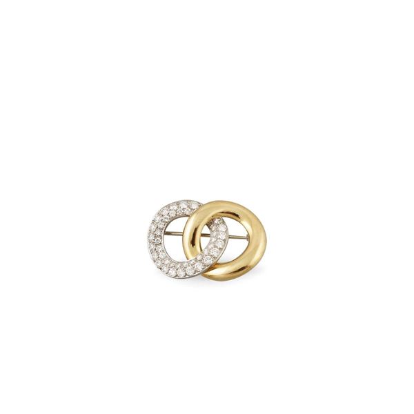DIAMOND AND GOLD BROOCH