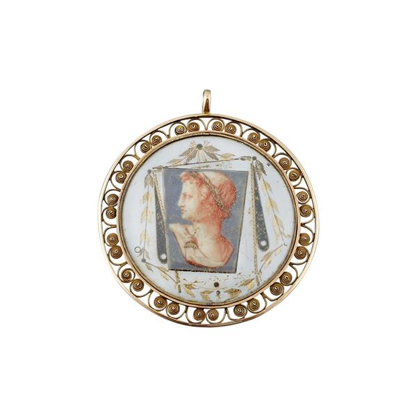 GOLD AND GLASS PASTE PENDANT