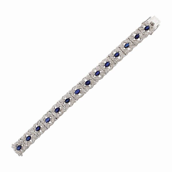 SAPPHIRE, DIAMOND AND GOLD BRACELET