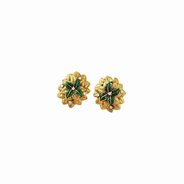 PAIR OF DIAMOND AND GOLD EARRINGS  - Auction Timed Auction Jewelry and Watches - Casa d'Aste International Art Sale