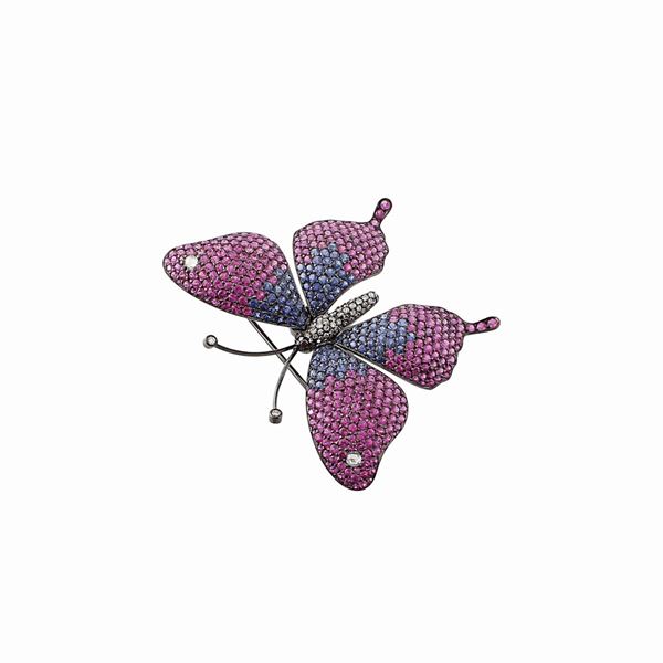 Villa : DIAMOND, RUBY, SAPPHIRE AND GOLD BROOCH  - Auction Important Jewels and Silver - Casa d'Aste International Art Sale