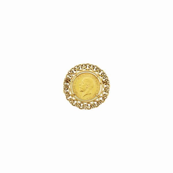 GOLD BROOCH