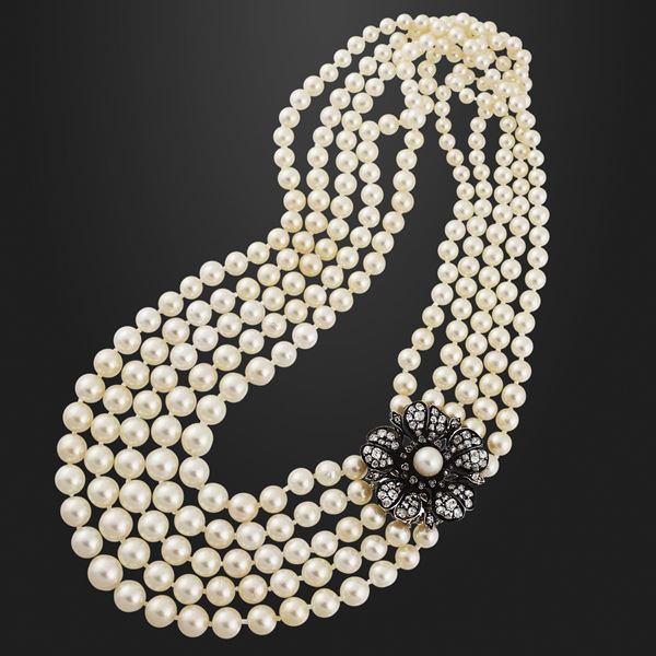 * CULTURED PEARL NECKLACE WITH PEARL, DIAMOND, GOLD AND SILVER CLASP