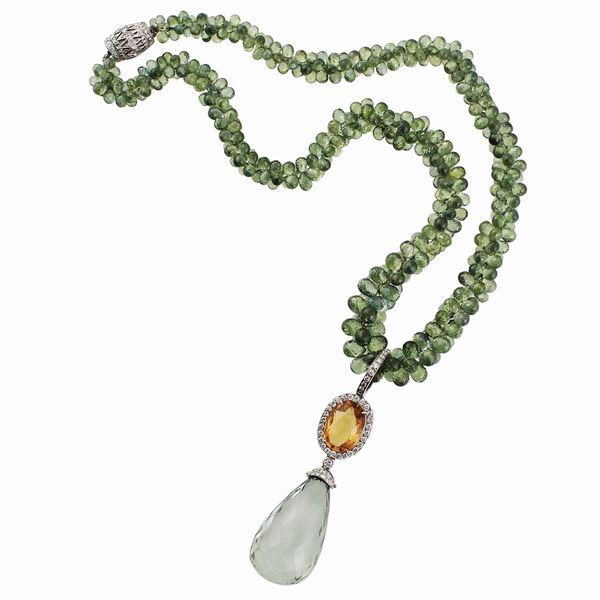 * CORUNDUM NECKLACE WITH DIAMOND AND GOLD CLASP  - Auction Important Jewels and Silver - Casa d'Aste International Art Sale