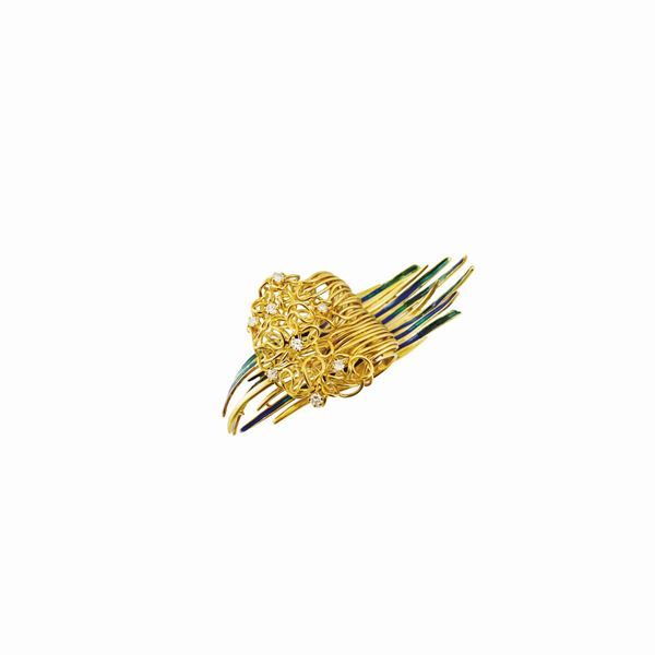 DIAMOND AND GOLD BROOCH