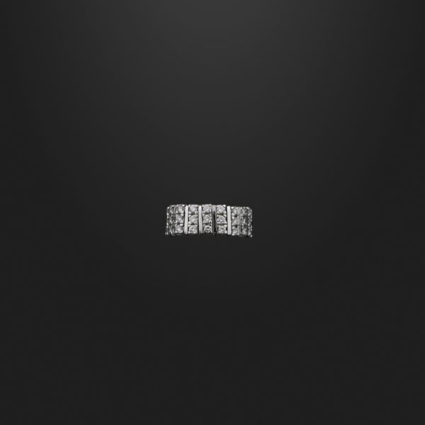 * DIAMOND AND GOLD RING