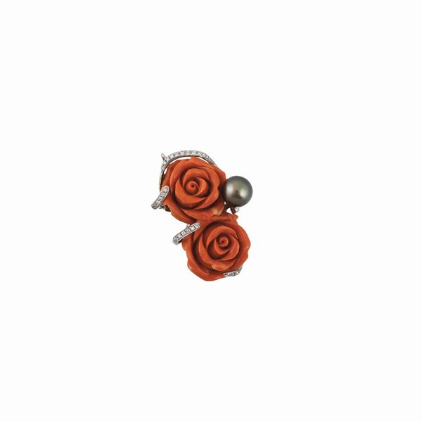 * CORAL, SOUTH SEA PEARL, DIAMOND AND GOLD PENDANT