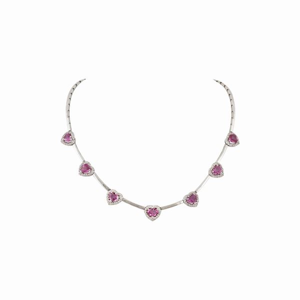 * CORUNDUM, DIAMOND AND GOLD NECKLACE