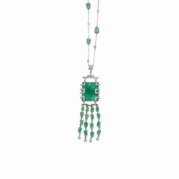 * EMERALD, DIAMOND AND GOLD NECKLACE