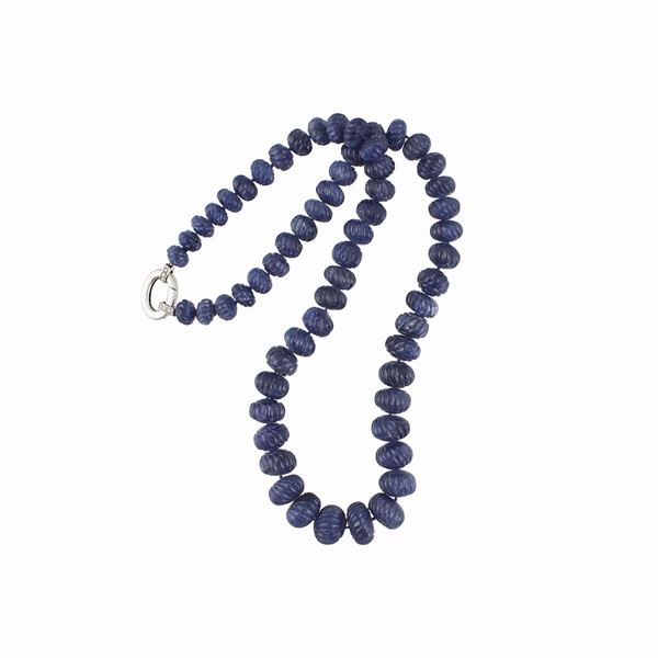 * SAPPHIRE, NECKLACE WITH DIAMOND AND GOLD CLASP  - Auction Important Jewels and Silver - Casa d'Aste International Art Sale