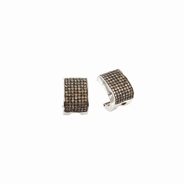 * PAIR OF DIAMOND AND GOLD EARRINGS  - Auction Important Jewels and Silver - Casa d'Aste International Art Sale