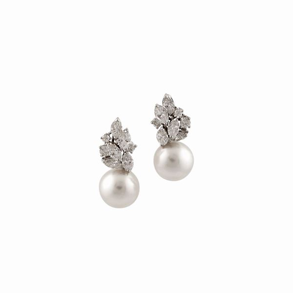 * PAIR OF SOUTH SEA PEARL, DIAMOND AND GOLD EARRINGS  - Auction Important Jewels and Silver - Casa d'Aste International Art Sale