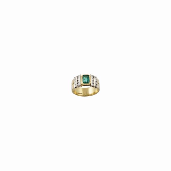 EMERALD AND DIAMOND RING  - Auction Important Jewels and Silver - Casa d'Aste International Art Sale