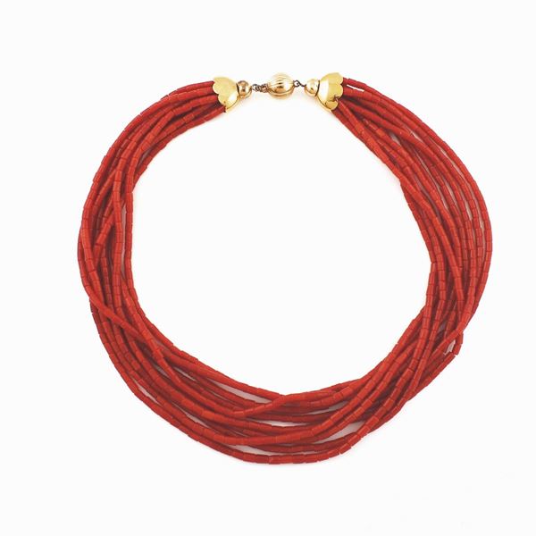 CORAL NECKLACE WITH SILVER CLASP