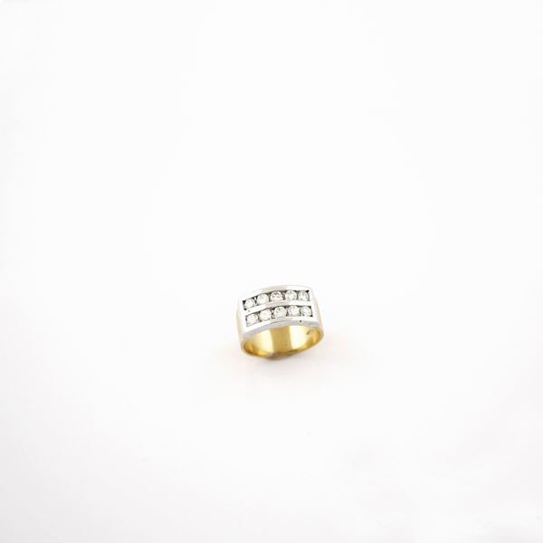 DIAMOND AND GOLD RING