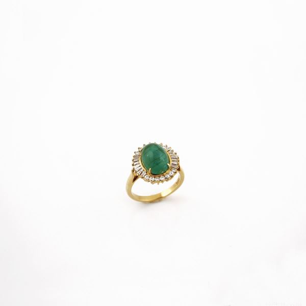 EMERALD, DIAMOND AND GOLD RING