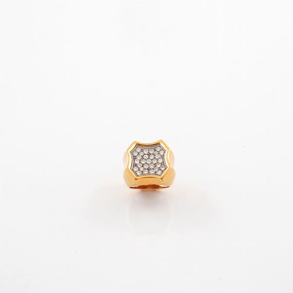 DIAMOND AND GOLD RING