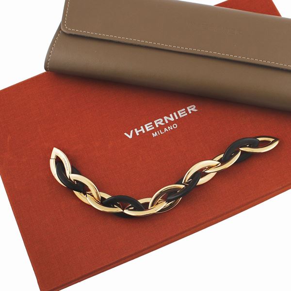 Vhernier - GOLD AND EBONY BRACELET,  “Doppio Senso”