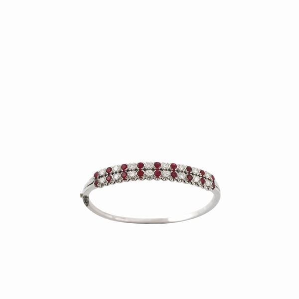 DIAMOND AND GOLD BRACELET
