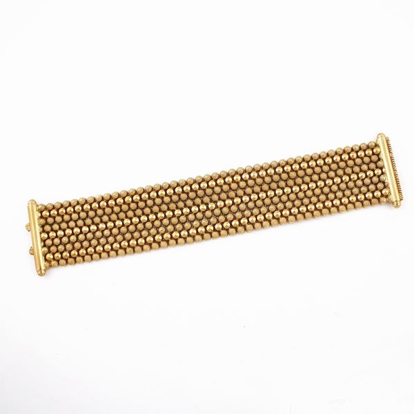 GOLD BRACELET