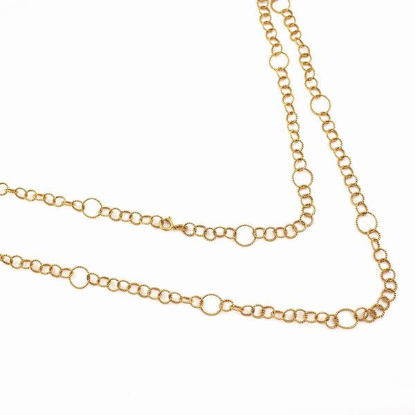 GOLD NECKLACE