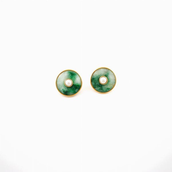 PAIR OF CULTURED PEARL, JADEITE AND GOLD EARRINGS