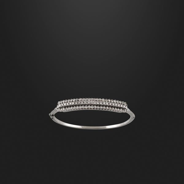 DIAMOND AND GOLD BRACELET
