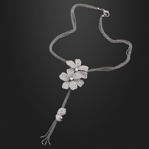 DIAMOND AND GOLD NECKLACE