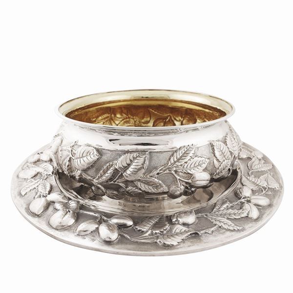 SILVER CENTERPIECE WITH DISH