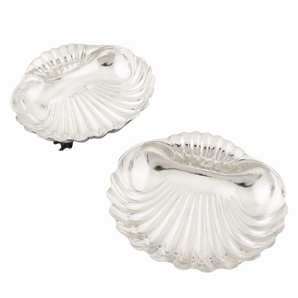 PAIR OF SILVER SHELLS  - Auction Important Jewels and Silver - Casa d'Aste International Art Sale