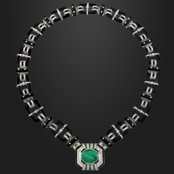 COLOMBIA EMERALD, DIAMOND, ONYX AND PLATINUM NECKLACE