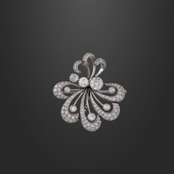 DIAMOND, PLATINUM AND GOLD BROOCH