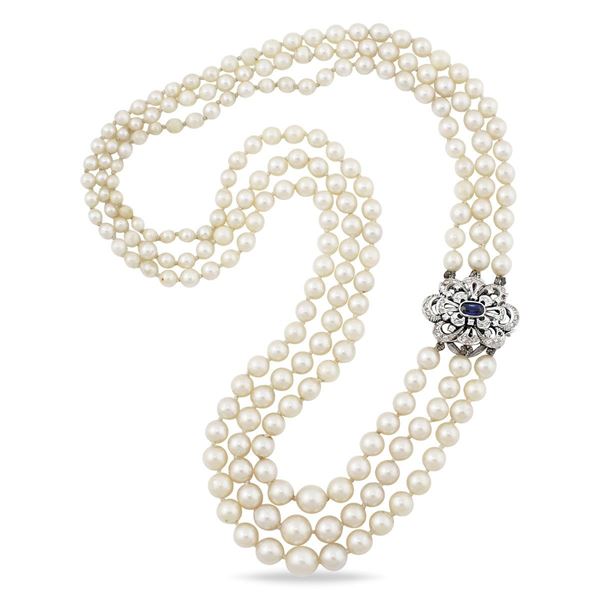 CULTURED PEARL NECKLACE WITH SAPPHIRE, DIAMOND AND GOLD CLASP