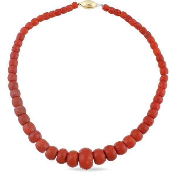 CORAL NECKLACE WITH GOLD CLASP  - Auction Important Jewelry - Casa d'Aste International Art Sale