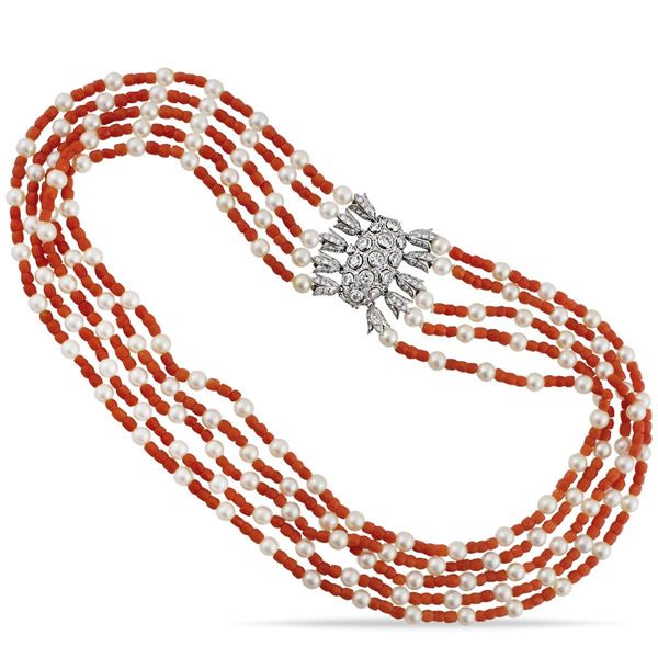 CORAL, CULTURED PEARL NECKLACE WITH DIAMOND AND PLATINUM CLASP  - Auction Important Jewelry - Casa d'Aste International Art Sale