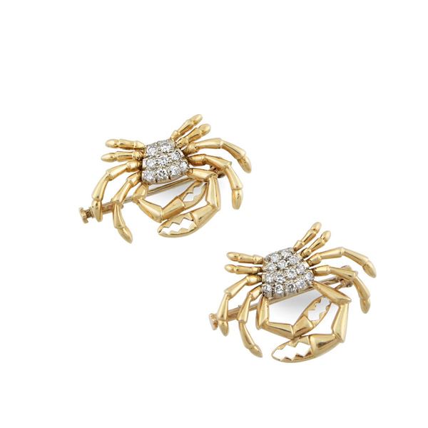 PAIR OF DIAMOND AND GOLD BROOCHES