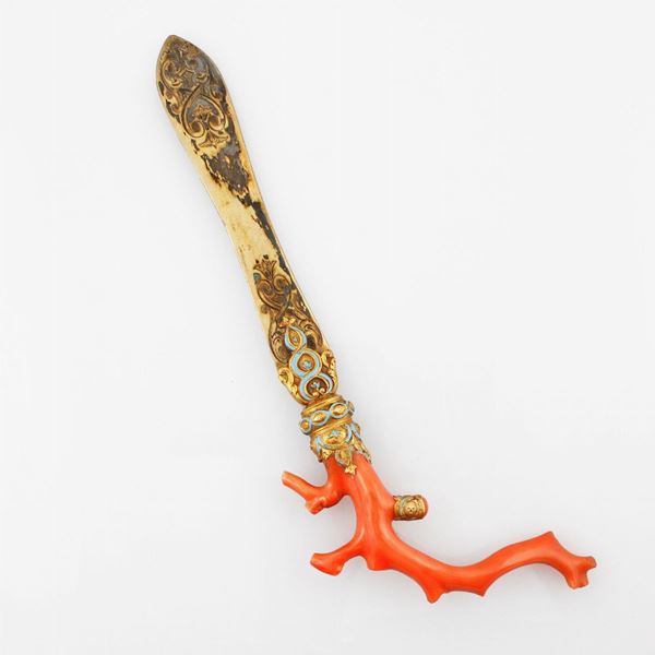 TAGLIACARTE