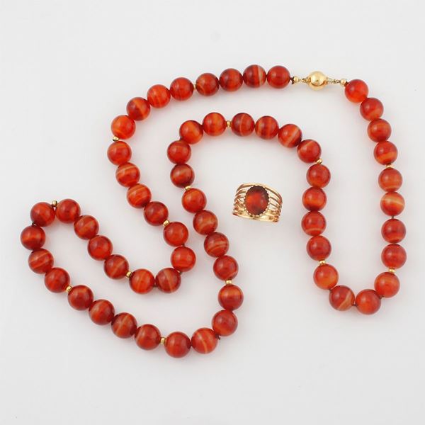 CARNELIAN AND GOLD LOT