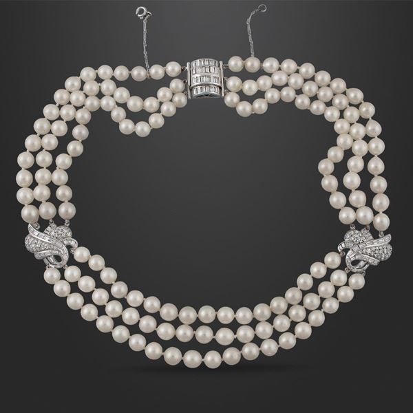 CULTURED PEARL DIAMOND AND PLATINUM NECKLACE