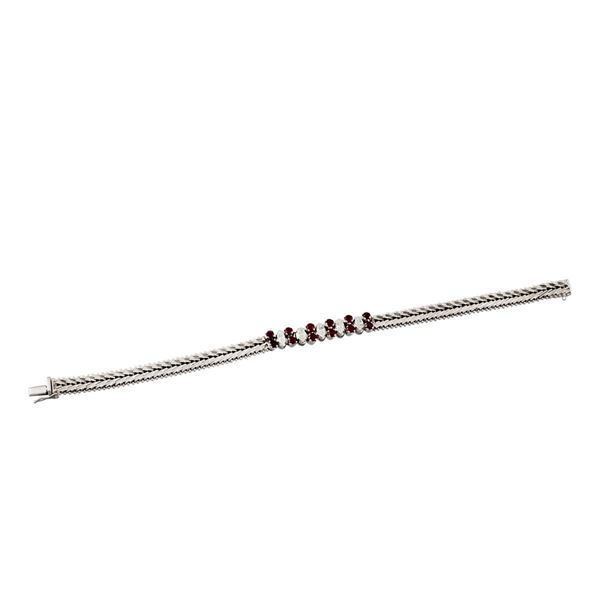 DIAMOND, RUBY AND GOLD BRACELET