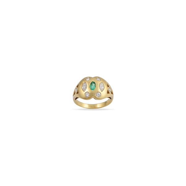 EMERALD, DIAMOND AND GOLD RING