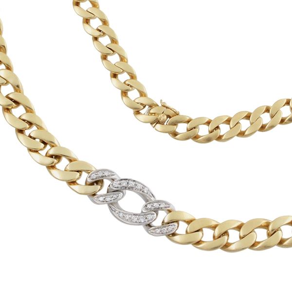 DIAMOND AND GOLD NECKLACE