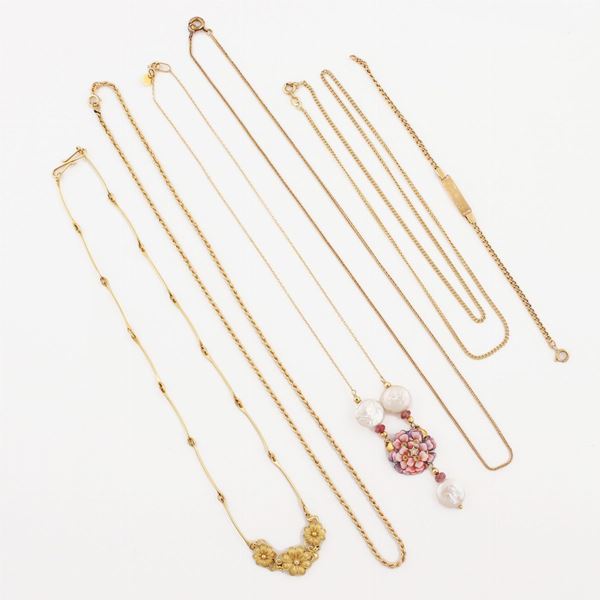 NACRE, DIAMOND, RUBY AND GOLD LOT  - Auction Jewelery, Watches and Objects of Art - Casa d'Aste International Art Sale