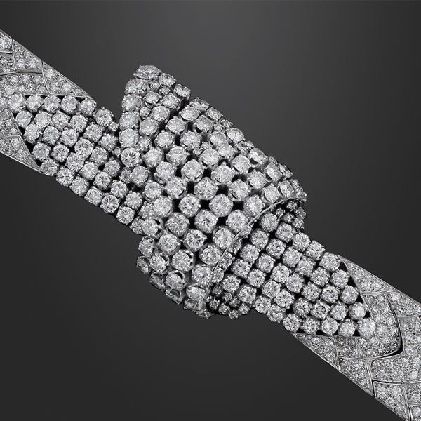 DIAMOND AND PLATINUM BRACELET