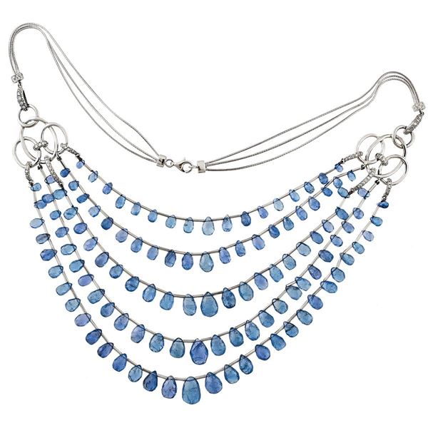 *TANZANITE, DIAMOND AND GOLD NECKLACE