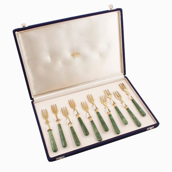 TEN SILVER FORKS WITH JADEITE HANDLES  - Auction Jewelery, Watches and Objects of Art - Casa d'Aste International Art Sale