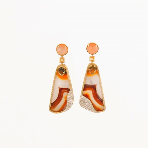 PAIR OF AGATE, DIAMOND, TOURMALINE, QUARTZ AND GOLD EARRINGS  - Auction Jewelery, Watches and Objects of Art - Casa d'Aste International Art Sale