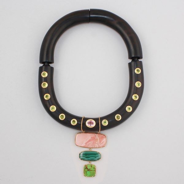 GEM SET NECKLACE