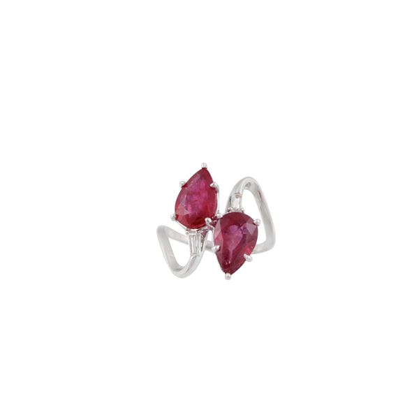 RUBY, DIAMOND AND GOLD RING