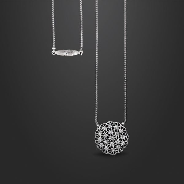 Buccellati - DIAMOND AND GOLD NECKLACE WITH PENDANT